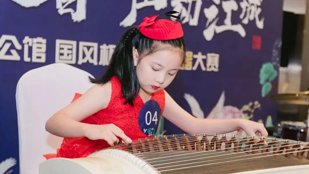 江砚秋-音乐表演