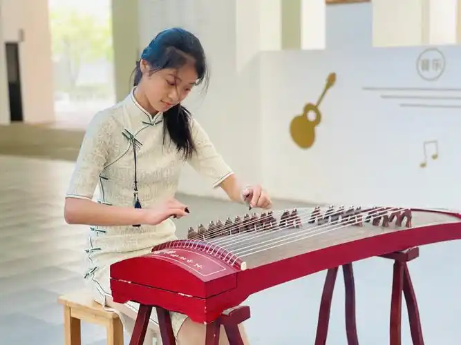 林疏桐-音乐表演